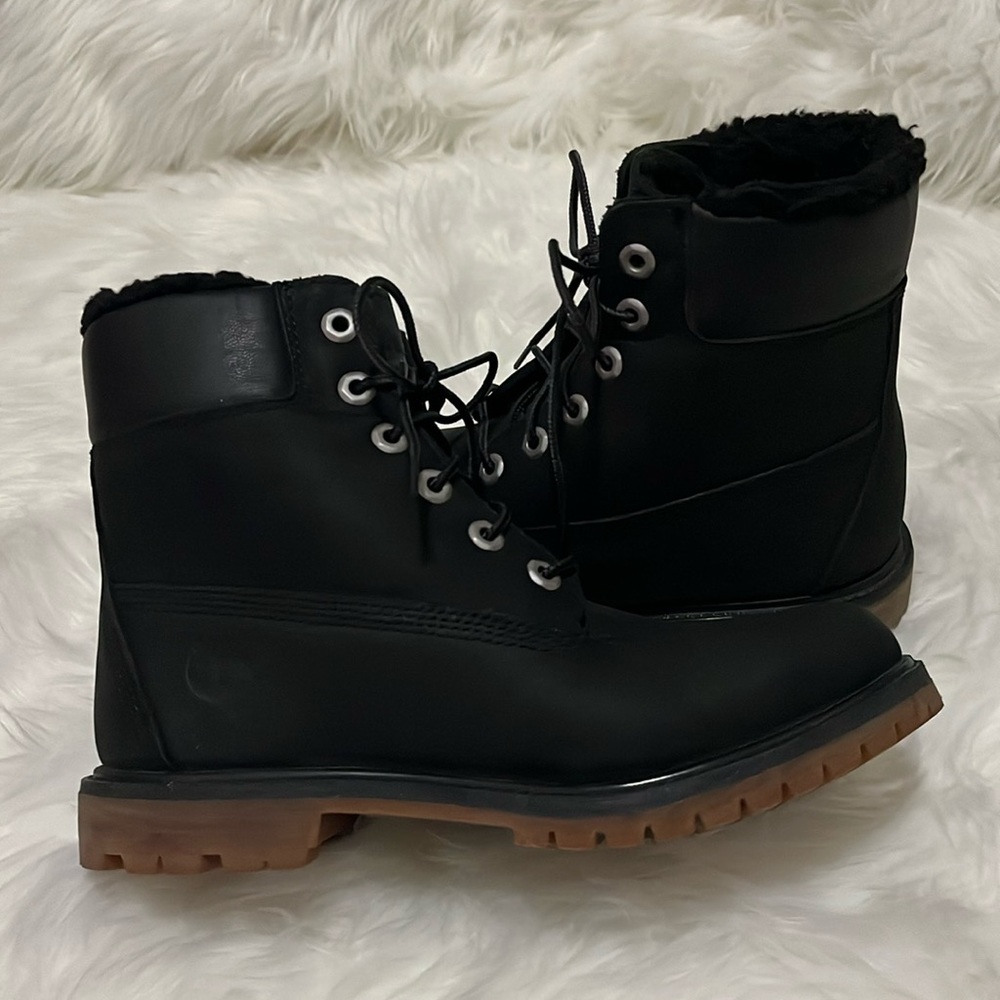Timberland Black Fleece Lined Boots
